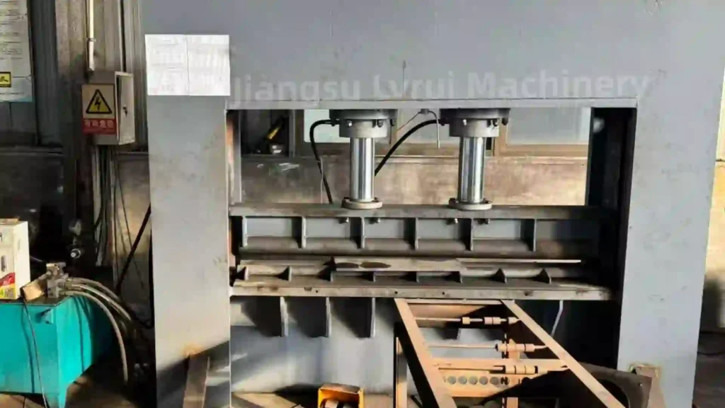 Hydraulic Press Machine LVRUI hydraulic press machine used for metal forming and fabrication in workshop
