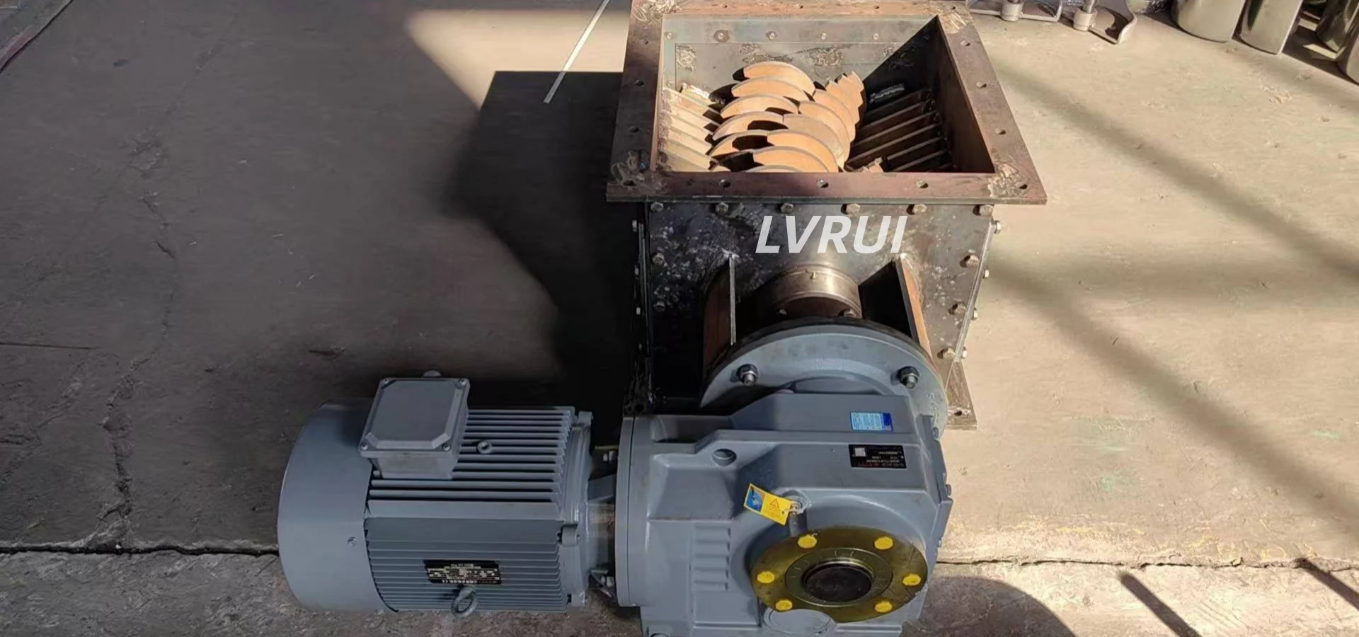 Integrating Lump Breaker Valves into Cement Plant Operations: Tips for Global Procurement