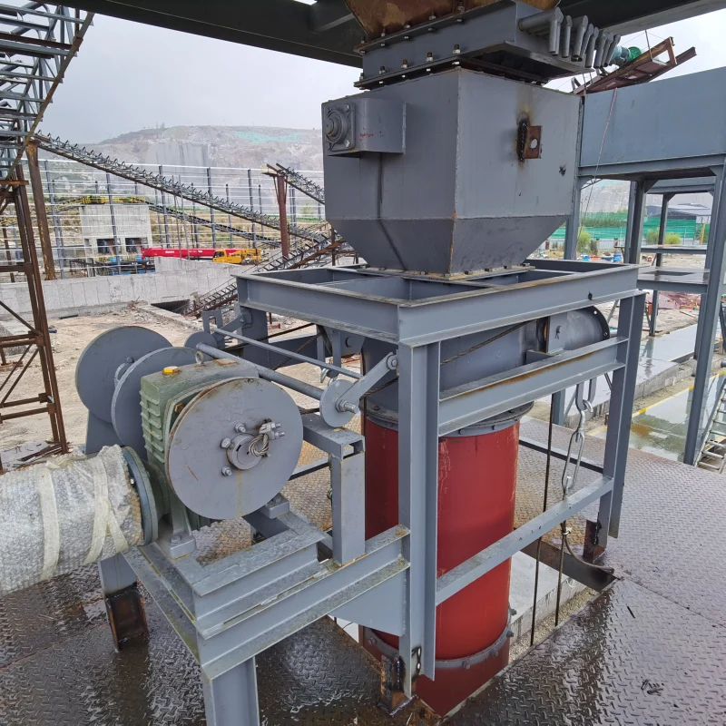 Clinker Bulk Loader with Dust-Free Loading Bellows | LVRUI Clinker bulk loader with dust-free loading bellows for safe and efficient truck loading