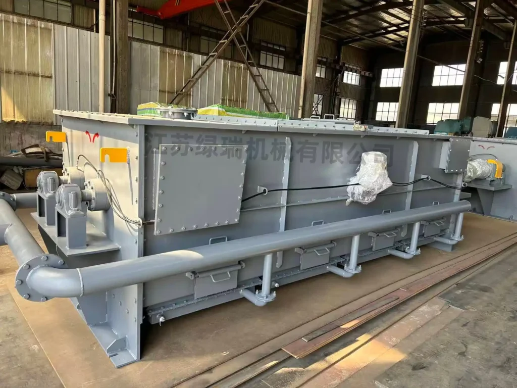 Double Shaft Mixer for Bulk Materials | LVRUI Double shaft mixer for bulk material mixing and dust conditioning