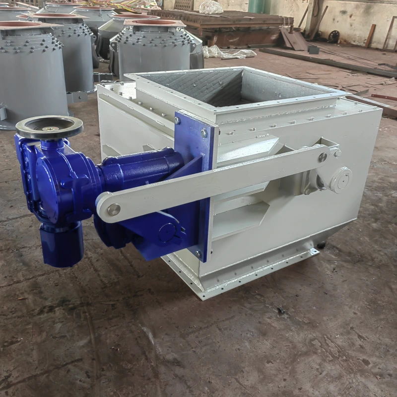 Single-blade sector gate with external actuator and linkage arm