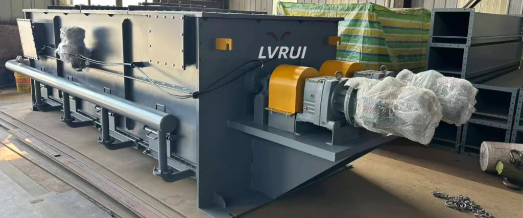 Twin Shaft Paddle Mixer with Bottom Aeration Twin shaft paddle mixer with bottom aeration for fly ash and cement powder