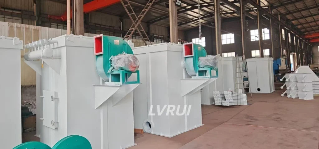 Cement silo top dust collector for pneumatic filling dust control