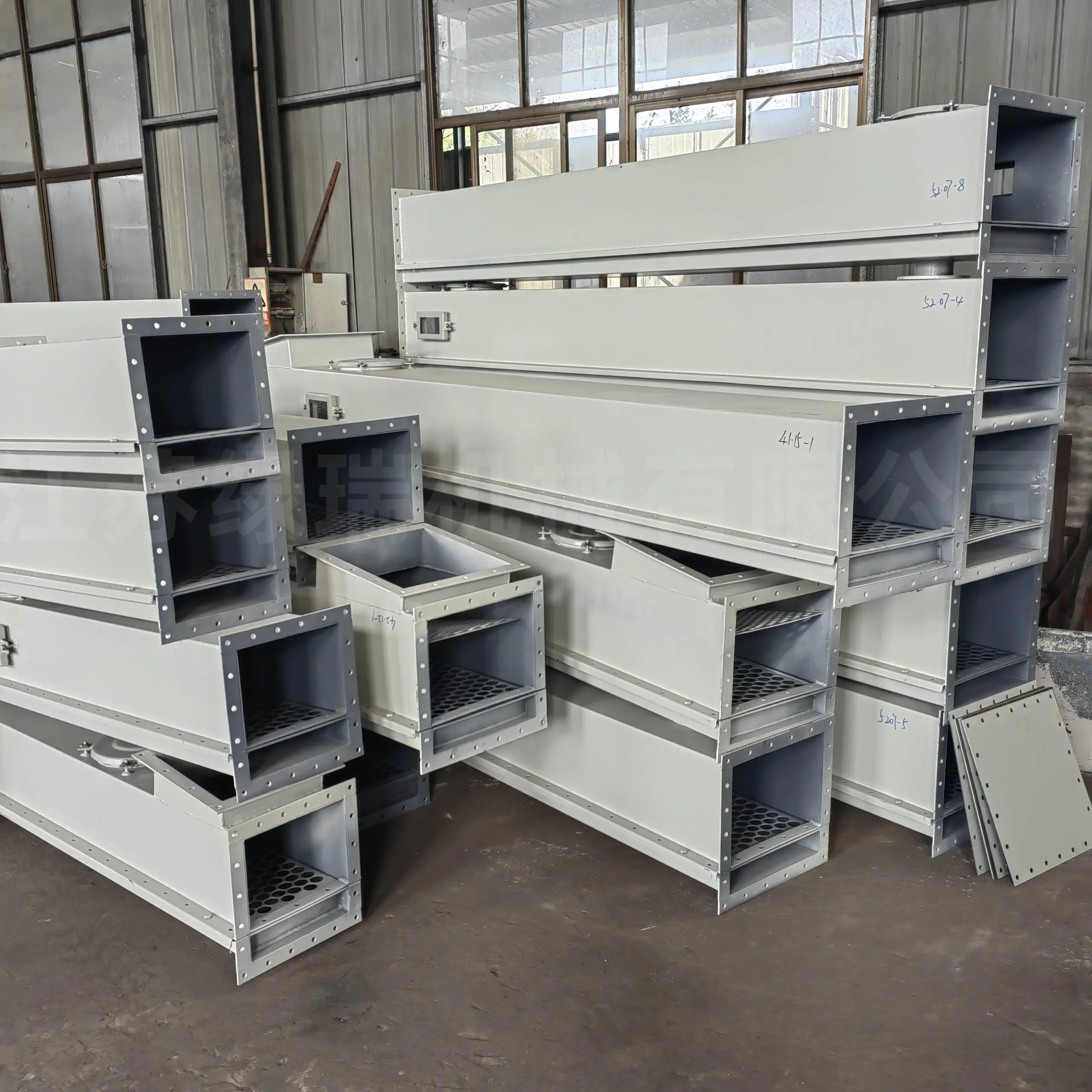 How Air Slide Conveyors Move Bulk Powder with Zero Moving Parts