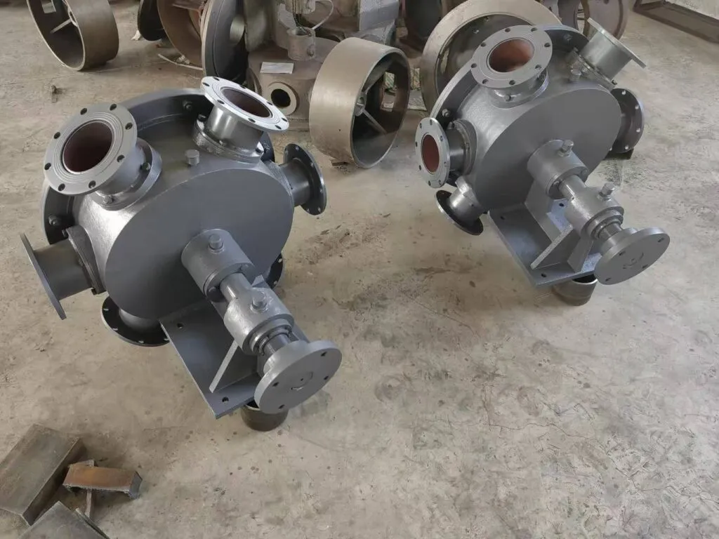 Cement silo air distributor installation with aeration pads and air slides