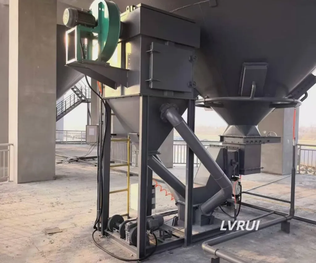 Telescopic loading spout alignment for truck loading