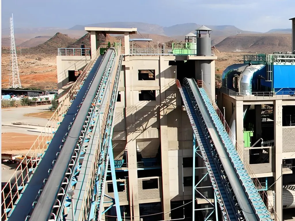 Belt conveyor system used in cement plant material handling